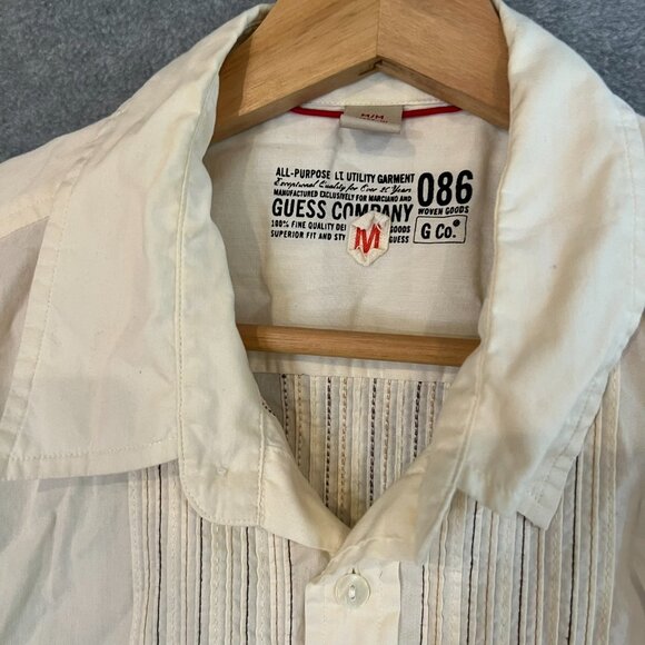 Guess Men M Pleated Button Down Short Sleeve Creamy Stripe - Picture 4 of 13